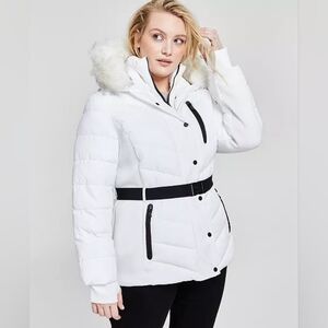 Michael Kors Women's White Puffer Jacket with Faux Fur Hood. Size Large